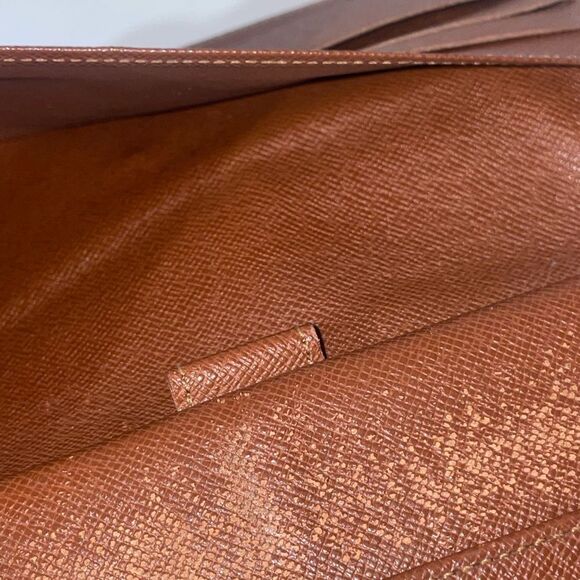 Authentic Louis Vuitton Monogram International Wallet - Picture 13 of 15